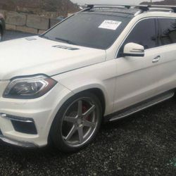 2013 Mercedes GL 550. PARTS ONLY!!!