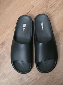 EZ Cool Black Foam Slide Sandals
