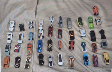 About 40 Hot Wheels Cars, Star Wars, Batman, Minecraft Genre Also Included