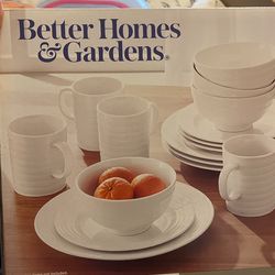 Better Homes And Gardens Dinnerware Set