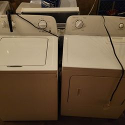 Gas Dryer And Washer Set 