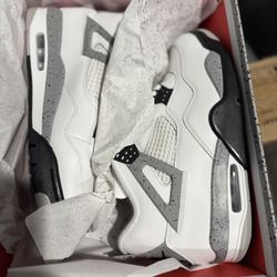 Jordan 4 Cement- New 