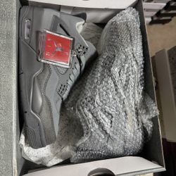 Brand New Jordan 4 Wet cement