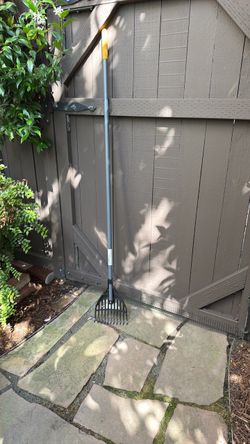 Garden Rake with Long Handle