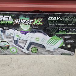 Gel Blaster Surge XL Day 'N' Nite Water Bead Blaster, Glow-in-the-Dark