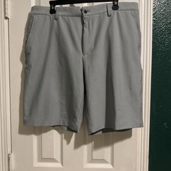 Men’s Gray Short 