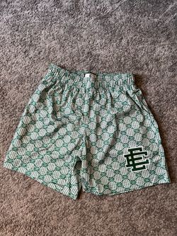 EE shorts