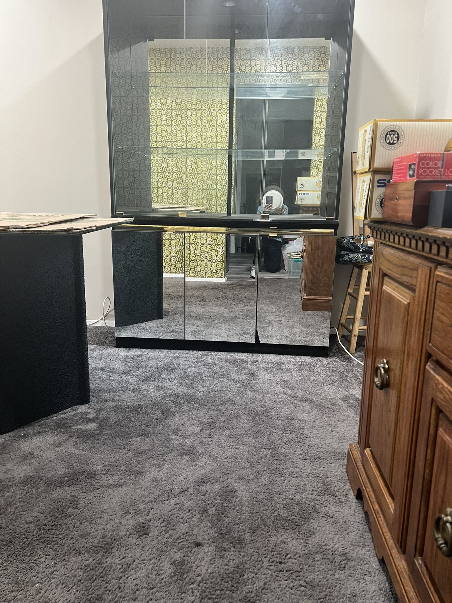 Vintage China Cabinet Hutch