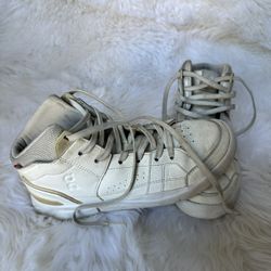 On Cloud White Leather Hightops 7.5