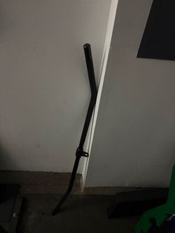 Lat Pull down Bar attachment (GREAT CONDITION!!!)