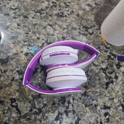 Headphones 
