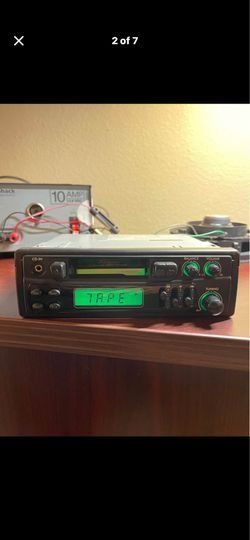 Audiovox Rampage K-4768Q AM/FM Car Stereo Cassette Player