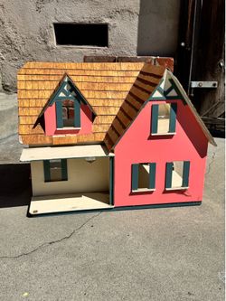 Vintage toy doll house