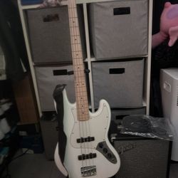 Fender Squier Jazz Bass With Fender Amp New