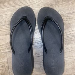 Black Sandals High Flip Flops 