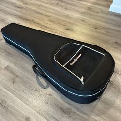 Road Runner hard foam acoustic guitar case