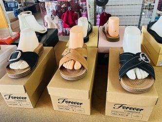 Beautiful Woman Shoes $10