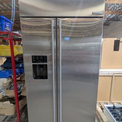 Electrolux Icon Fridge & Freezer