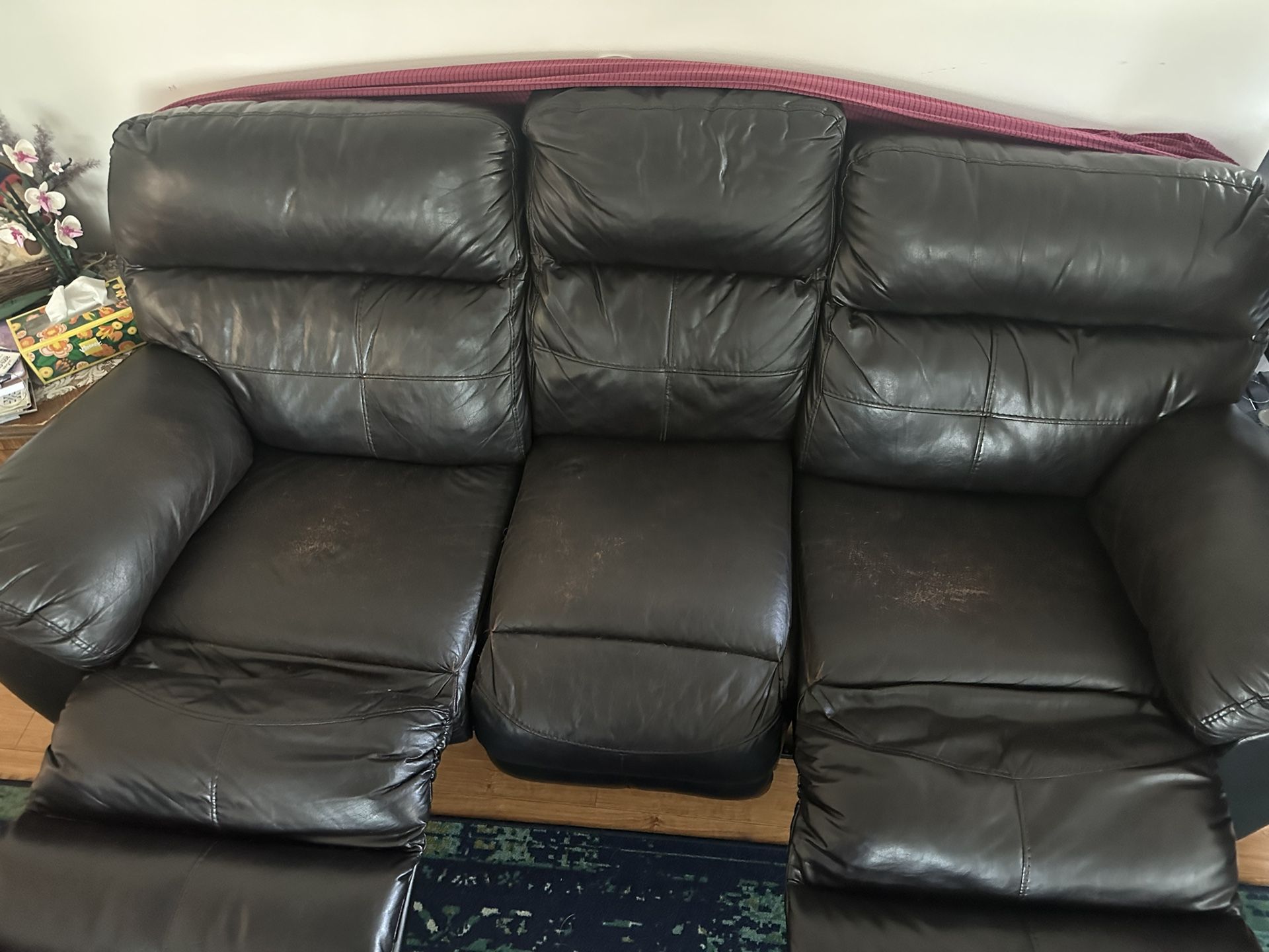 3 seat leather sofa with 2 leg rests