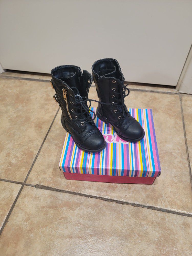 Girl's Boots 