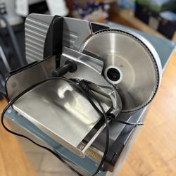 Cabela’s Deluxe Food Slicer 1A-FS209SQ