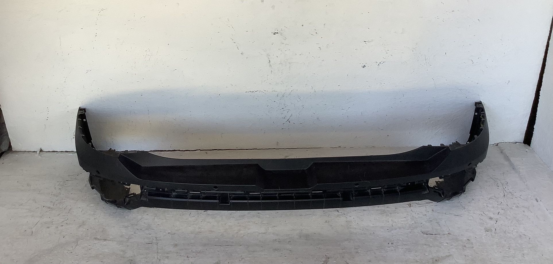 2025 2026 Hyundai Tucson rear bumper valance (12O)