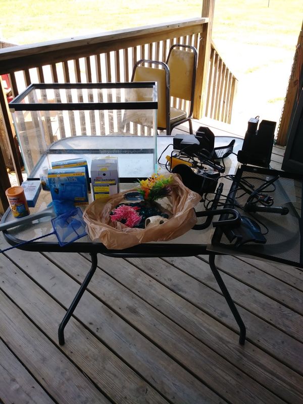 Fish tank and accessiories for Sale in Warrenton MO - OfferUp
