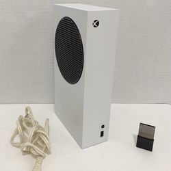 Microsoft Xbox Series S - 512 GB Console & 1 TB Seagate Expansion Card + Games!