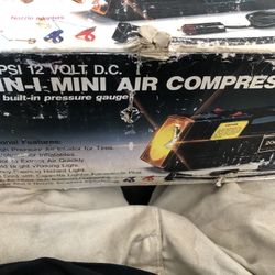 5-1 12v Mini Air Compressor With Front Head Light