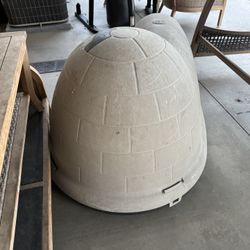 used large dog igloo. 