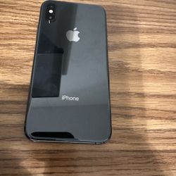 iPhone Xs - Space Gray - 256GB - Screen Protector And Cases