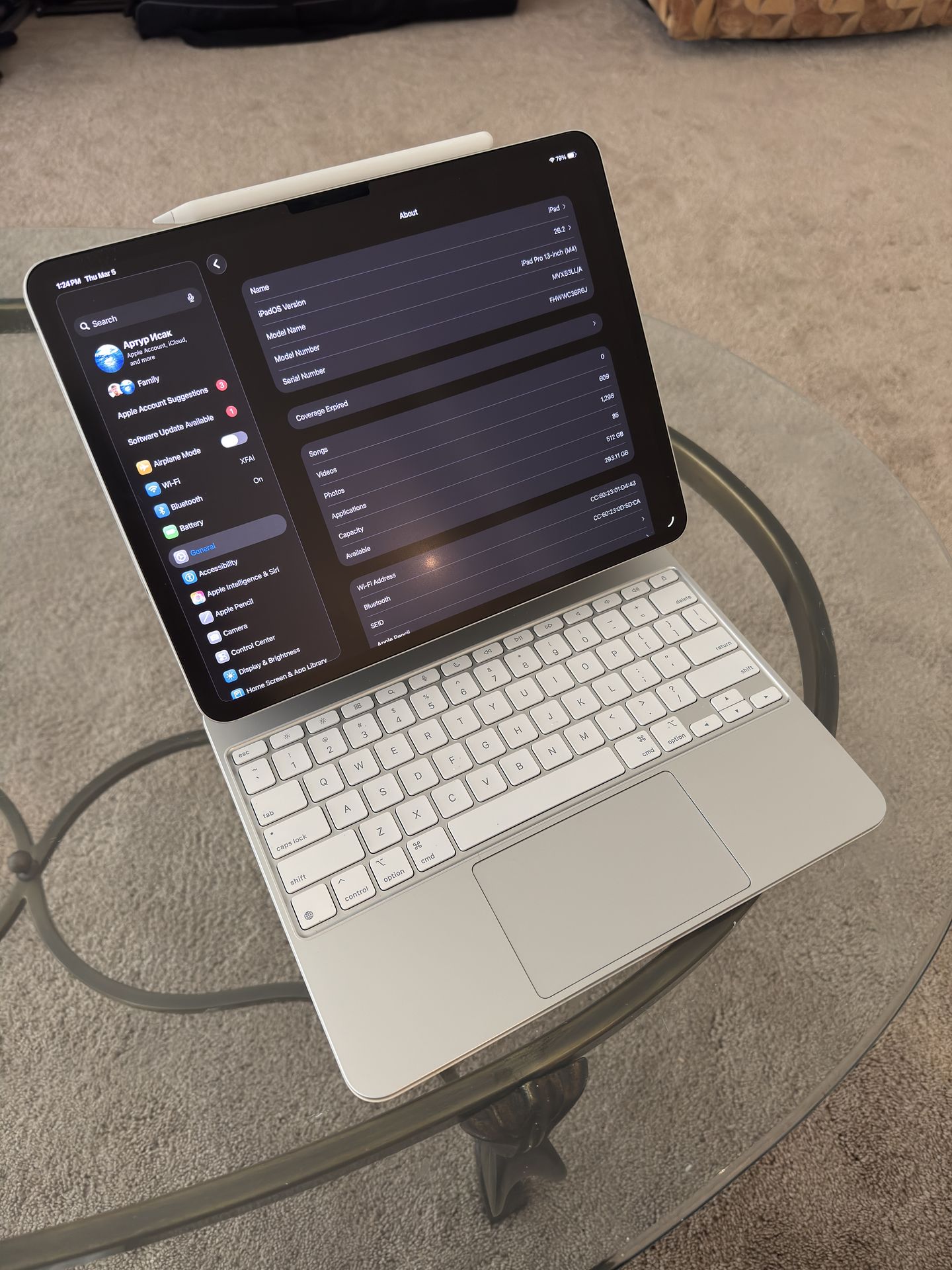 iPad Pro 13” M4 512GB + Magic Keyboard + Apple Pencil – Like New