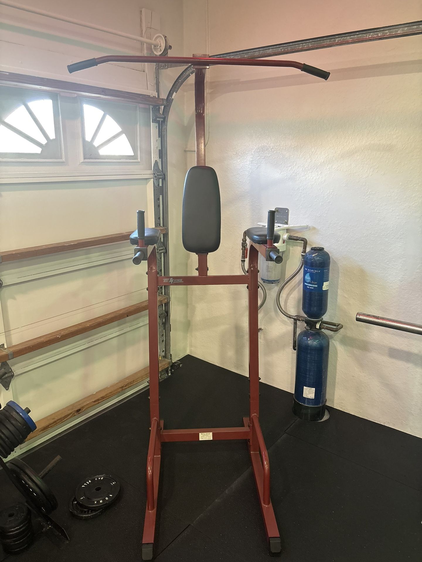 Pull-Up Bar + Dip Station + Vertical Knee Raise Machine – Fully Assembled