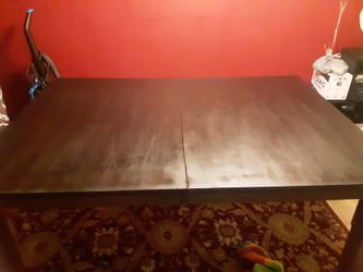 Dining table & chairs