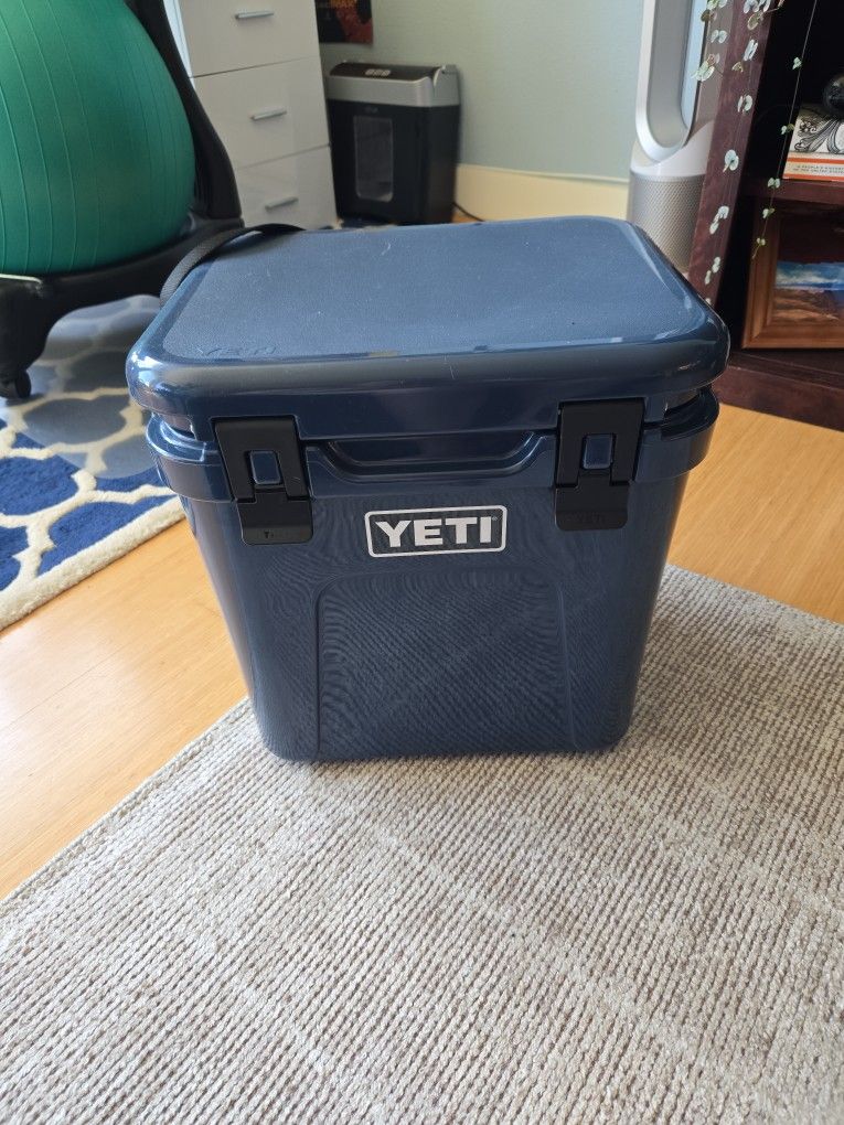 Yeti 24 Hard Cooler