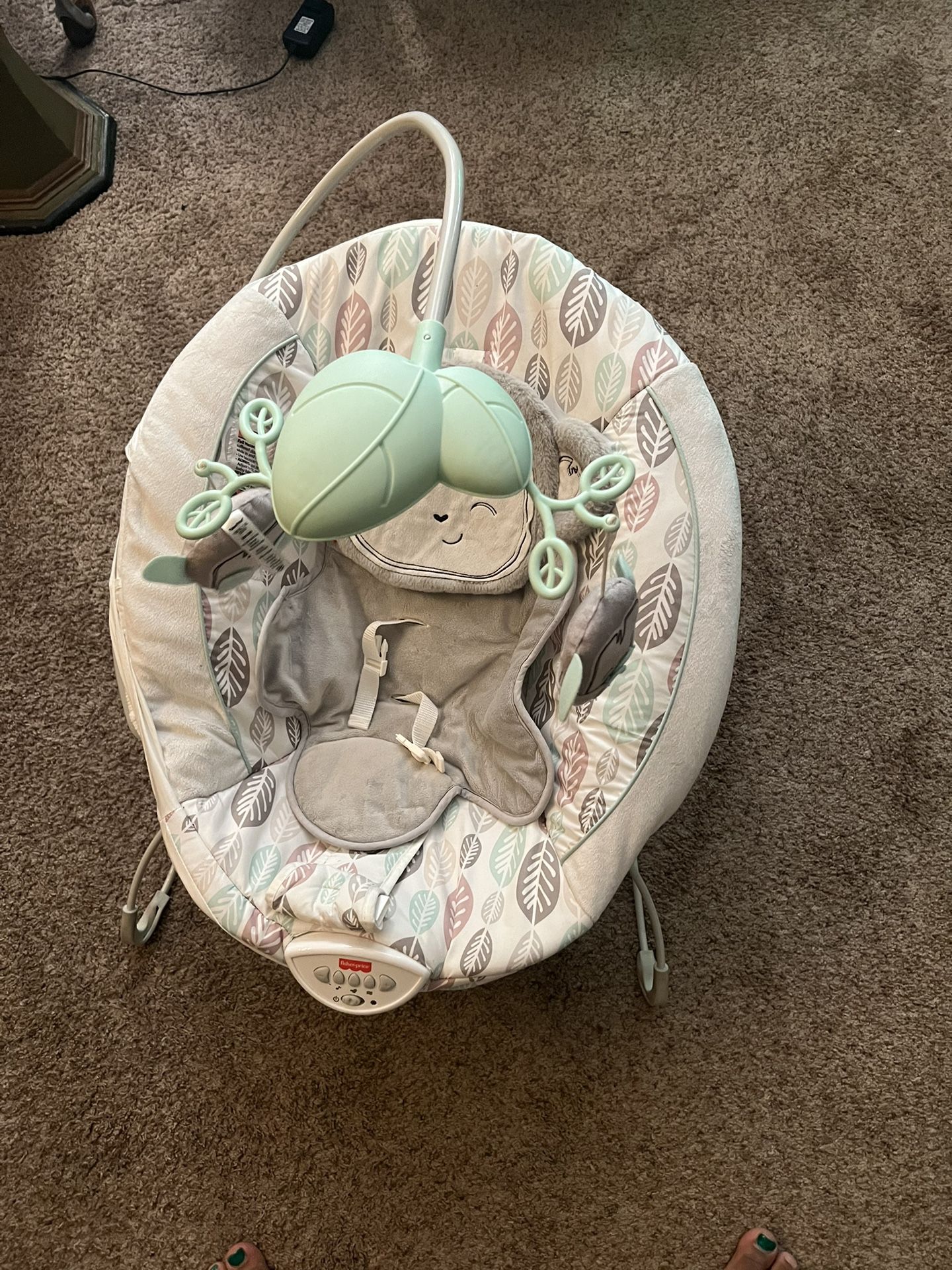Fisher Price baby swing/ vibrating baby