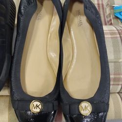 Michael Kors Flat Size 9  $50