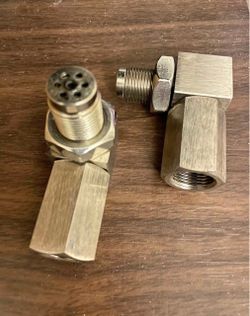 L shape 90 degree oxygen sensor