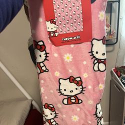 Hello Kitty Throw 