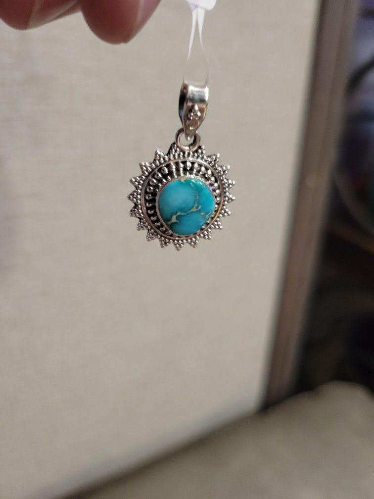 Blue Ridge STERLING SILVER TORQUOISE PENDANT
