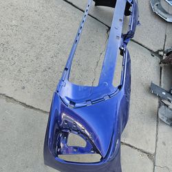 Toyota Corolla SE front bumper oem