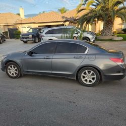 2009 Honda Accord Tags Expire In December It Doesn't Owe Nothing On tags 4 Cilinders Gas Saver Reliable Cari Drive To la In The Weekends 