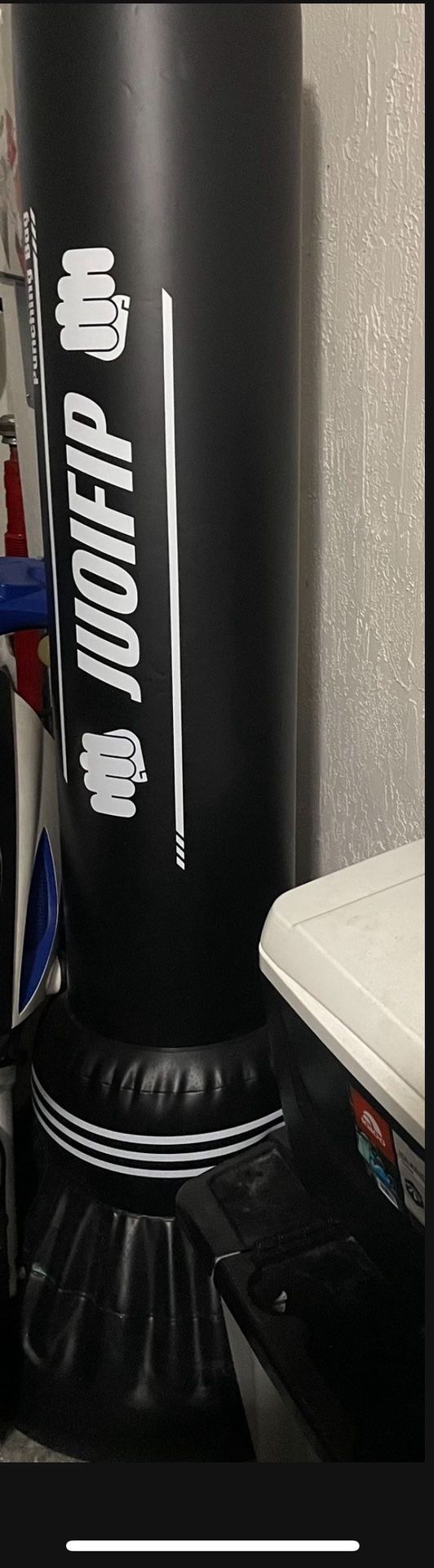PUNCHING BAG AIR / WATER