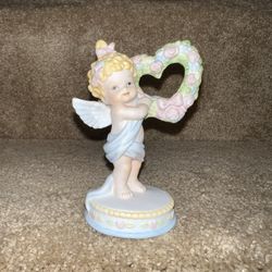 Porcelain Girl Holding Heart Wreath Morehead decor figure