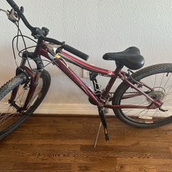 Specialized  Myka Bike Bicycle $150 Or Must Go Any Offer  Can Deliver 