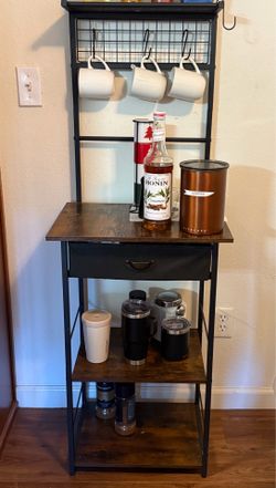 Coffee Bar Station / Baker’s Rack – Excellent Condition