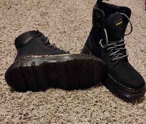 DOC MARTENS BRAND NEW 