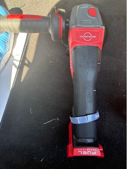 Milwaukee grinder