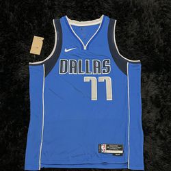 Dallas Mavericks Luka Doncic #77 Basketball Jersey 