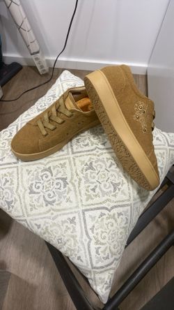 Orthopedic  Pretty Sneakers